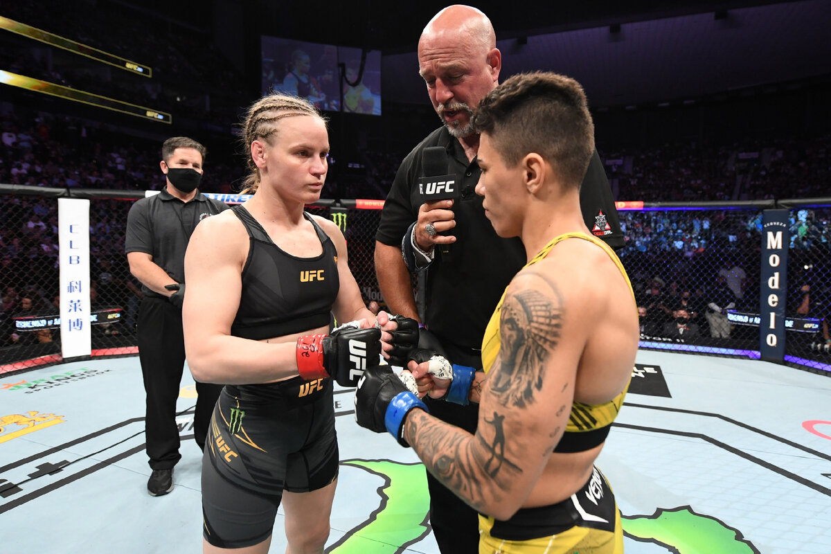 Валентина Шевченко vs Джессика Андраде на UFC 261