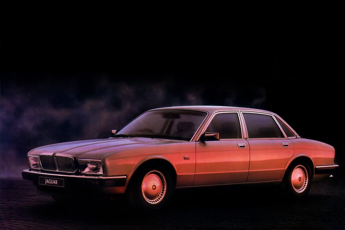 Jaguar XJ40