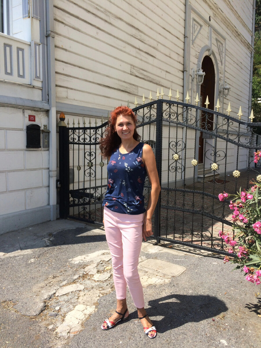 Ворота особняка семьи Эгеменов из сериала