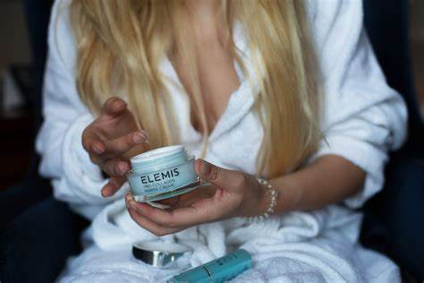 сегодня сосредоточимся на осознанном вечернем уходе