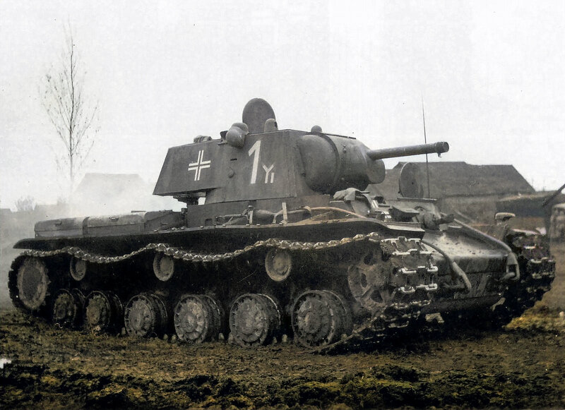 Трофейный КВ-1. 1941 год. Фото из открытых источников.