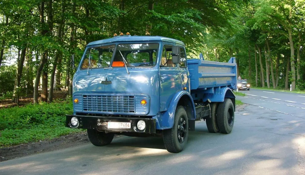 drive2.ru. Фото с Яндекса. МАЗ.