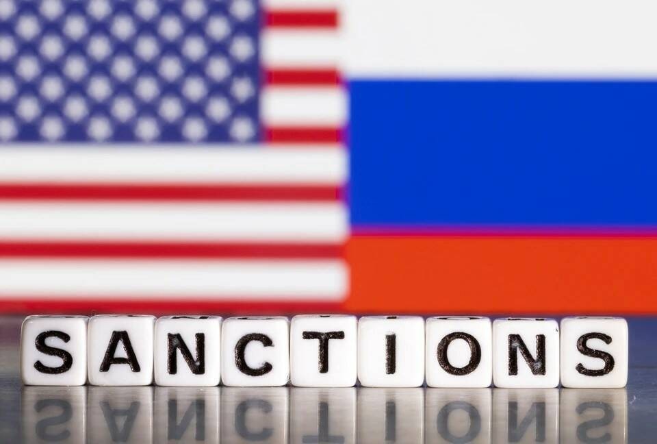     В Белом доме заявили, что в США рассматривают возможность введения новых санкций против России  REUTERS