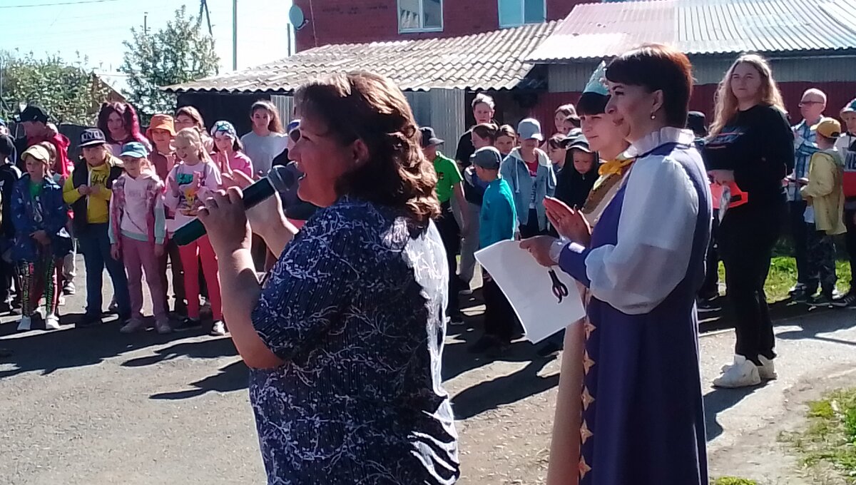 Поздравление от начальника управления образования АГО