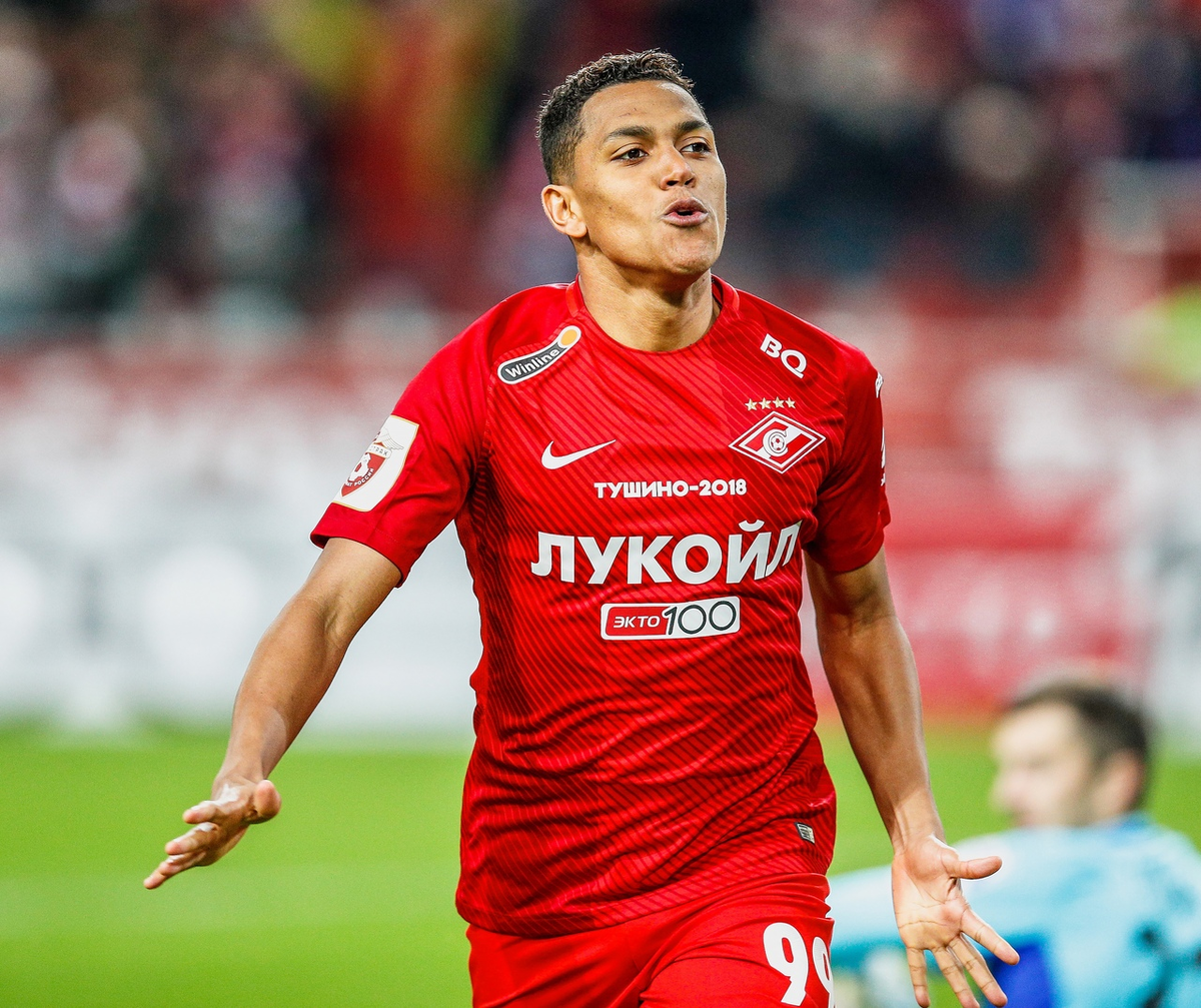 Как переводится pedro. Роша футболист. Pedro Rocha футболист. Педро Педро Педро