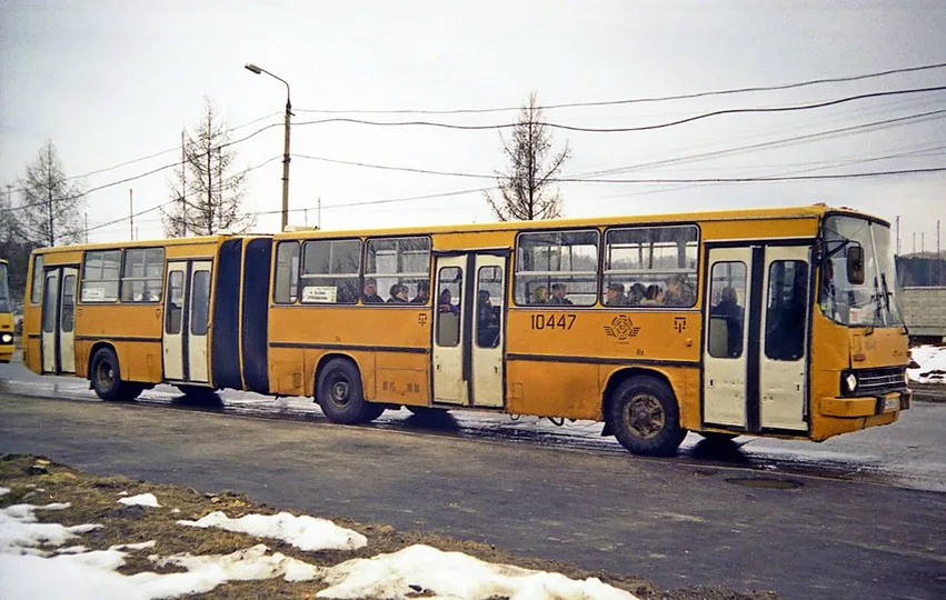 Автобус с гармошкой фото желтый