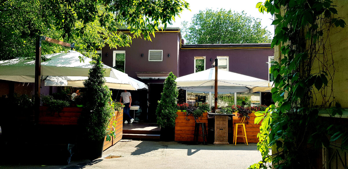 Адрес: Кропоткинский переулок  7, с 2-4.