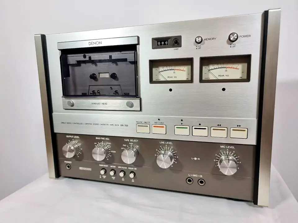 Denon DR 750 кассетная дека