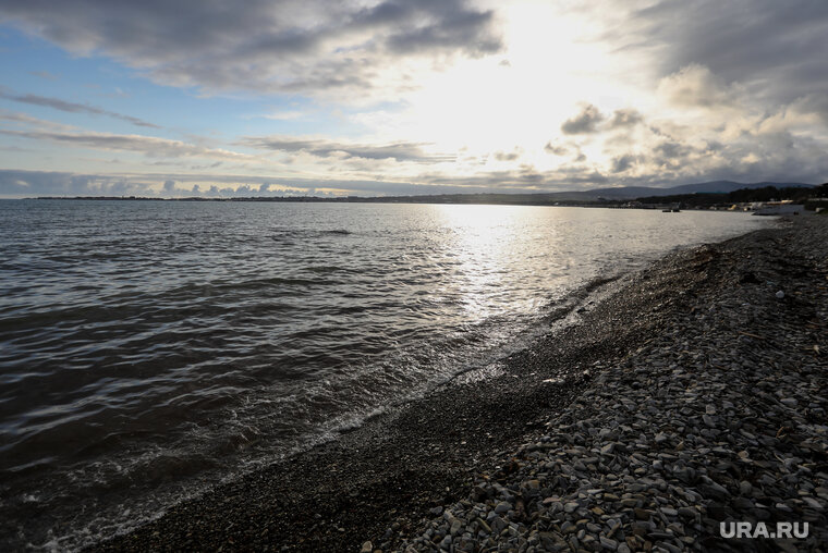    У Киева может появиться идея продать свое черноморское побережье под военно-морские базы Запада