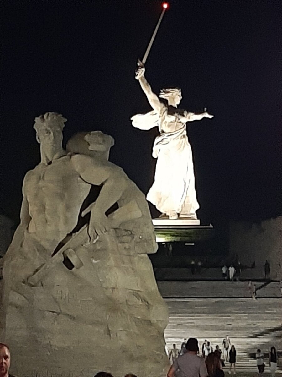  Памятник, мемориал Мамаев курган, Волгоград.