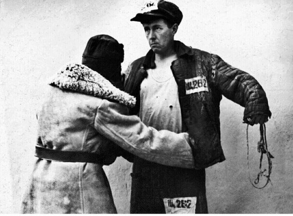 постановочное фото Солженицына "в ГУЛАГе"