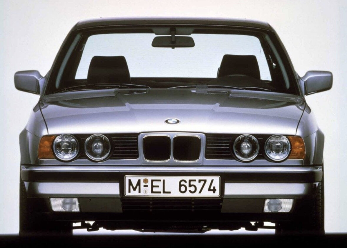 В этом кузове инженерам БМВ удалось совместить традиции марки и современные технологии.