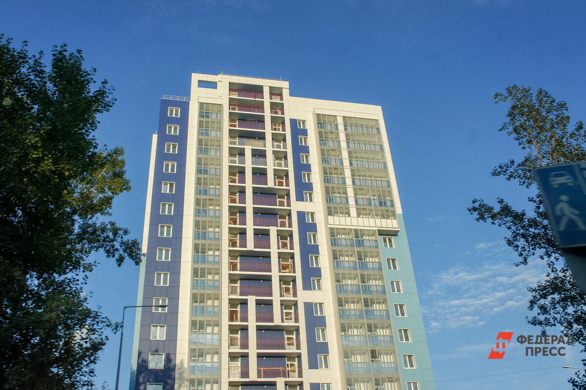 Обвиняемые пришли в квартиру потерпевшей, чтобы забрать документы на квартиру, а затем продать ее.  Фото: Фото: ФедералПресс / Елена Майорова