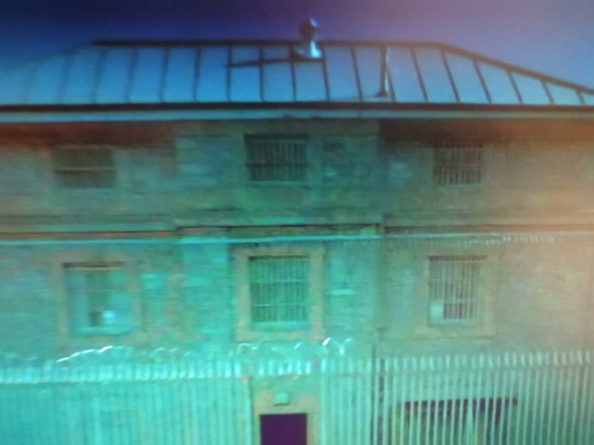 Кадр из фильма "Нулевой заключенный" (2020)