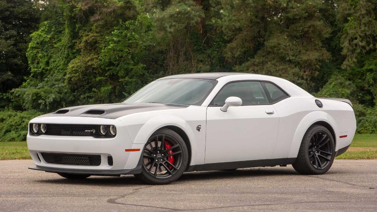 dodge challenger 2021