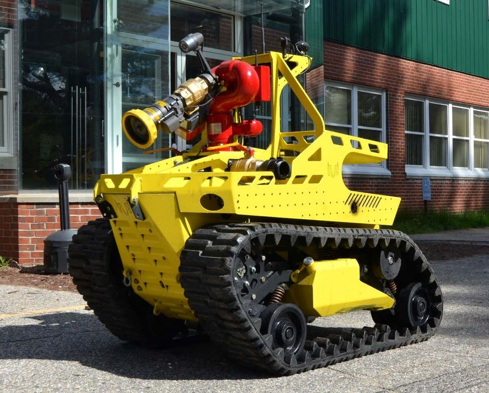 Мобильные роботы это. Thermite rs3 робот. Робототехнический комплекс «Кобра-1600». Гусеничный беспилотный пожарный робот LUF 60. Колёсные и гусеничные роботы.