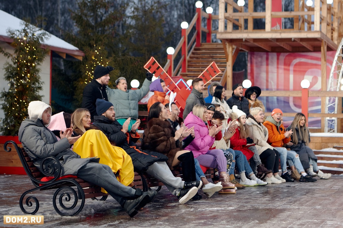 В Доме-2 празднуют Новый год 