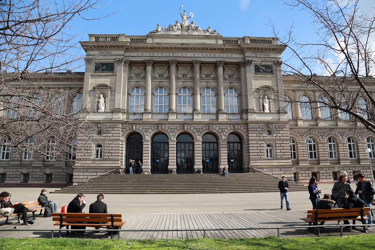 France universities. Страсбургский университет, Страсбург. Страсбургский университет 1770. Страсбургский университет Гете. Университет Страсбурга Франция.