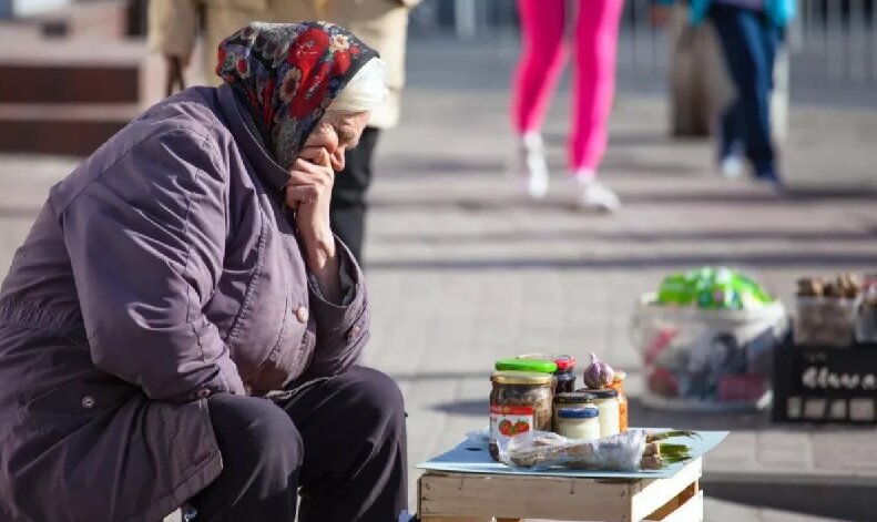 Это Россия - страна олигархов и журналистов... 