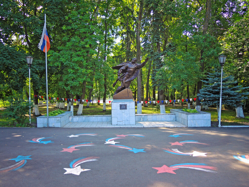 Парк матросова ульяновск фото Ульяновск * Парк имени Матросова Денис Царев Для тех, кто никуда не спешит Дзен