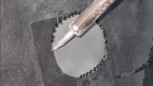 Показываю, как мы завариваем ненужное отверстие в бампере | Авант СТО ...