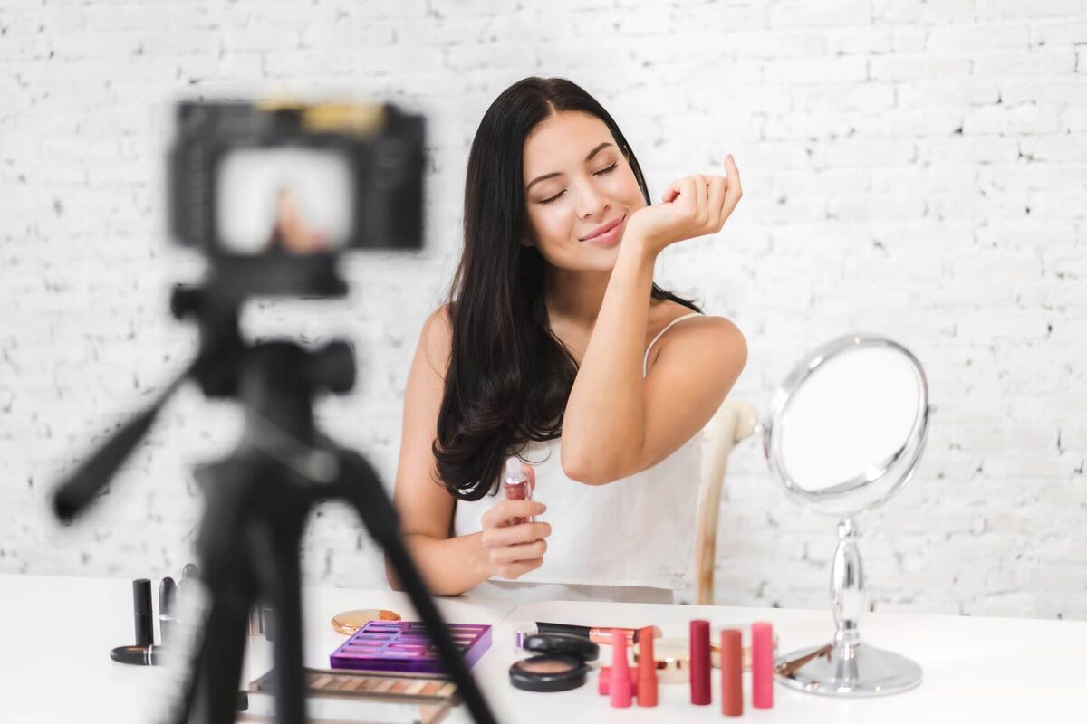 Как начать зарабатывать на своем beauty-блоге