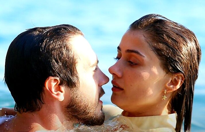 Харун и Эзо. Фото: Instagram @elkizifox