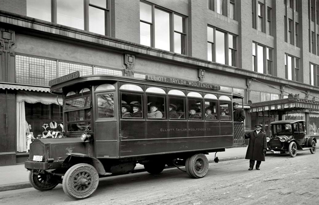 Автобус в Англии.