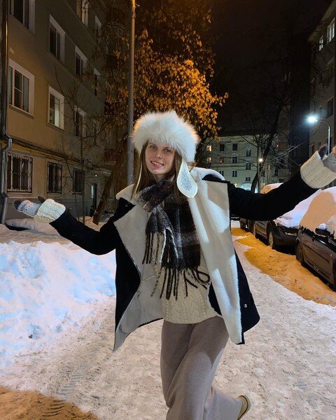 актриса обладает необычной внешностью 