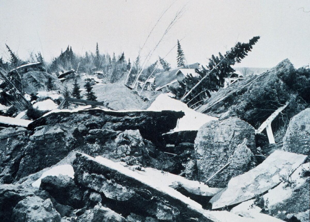 Анкоридж после землетрясения. Источник: wikipedia.org