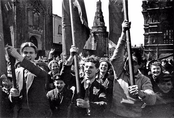 Исторический момент, когда все лишения уже позади... Источник: https://vk.com/foto.blog