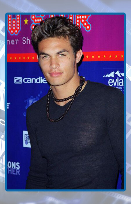 Джейсон Момоа.