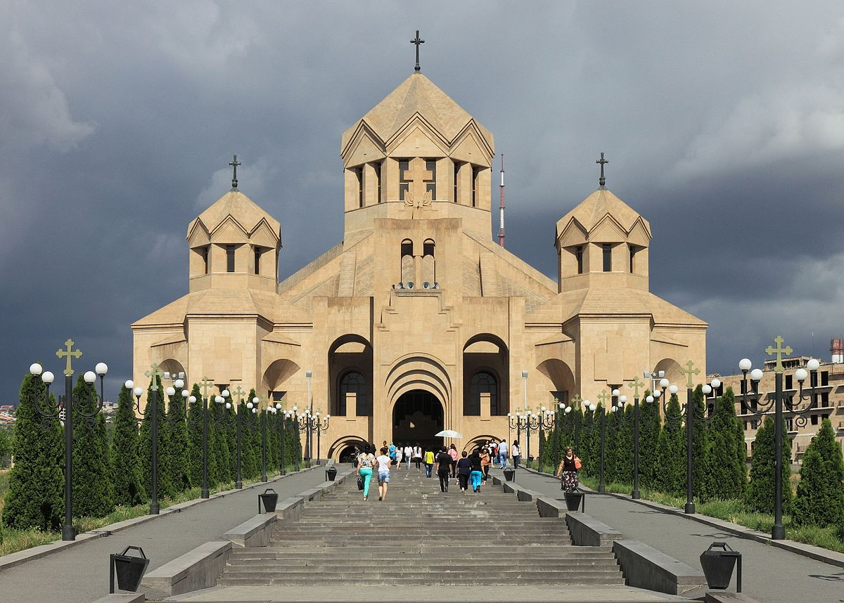 Можно ли в армянскую церковь