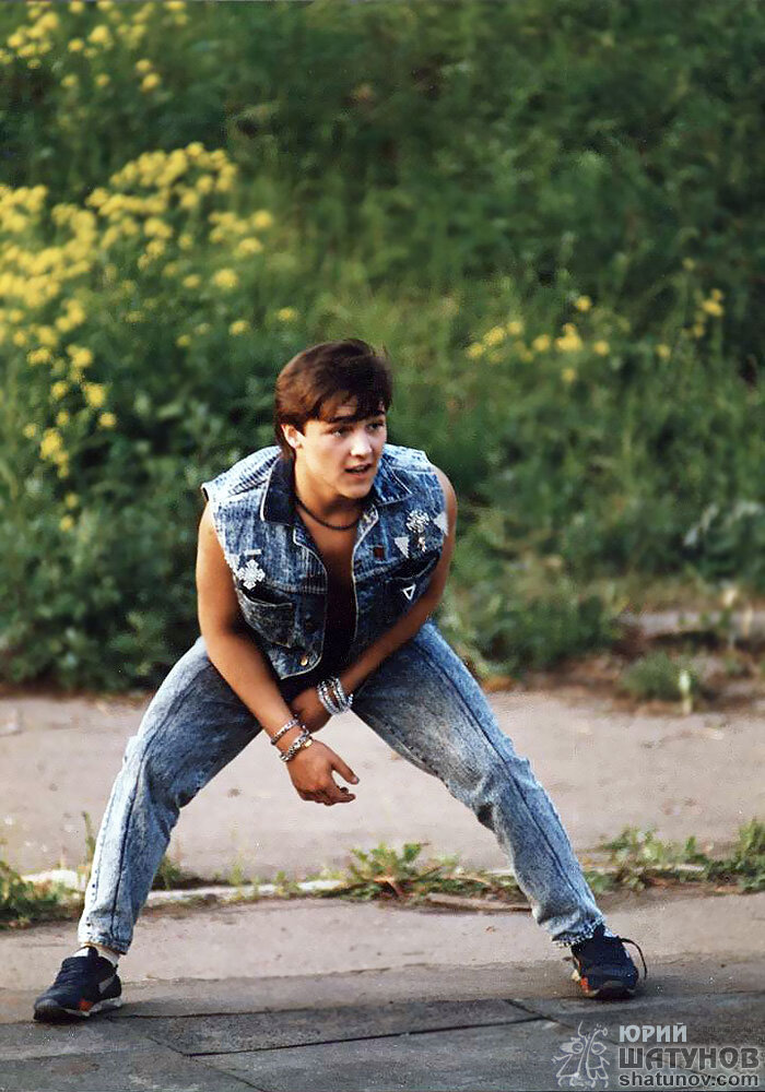 Певец Юрий Шатунов в молодости.