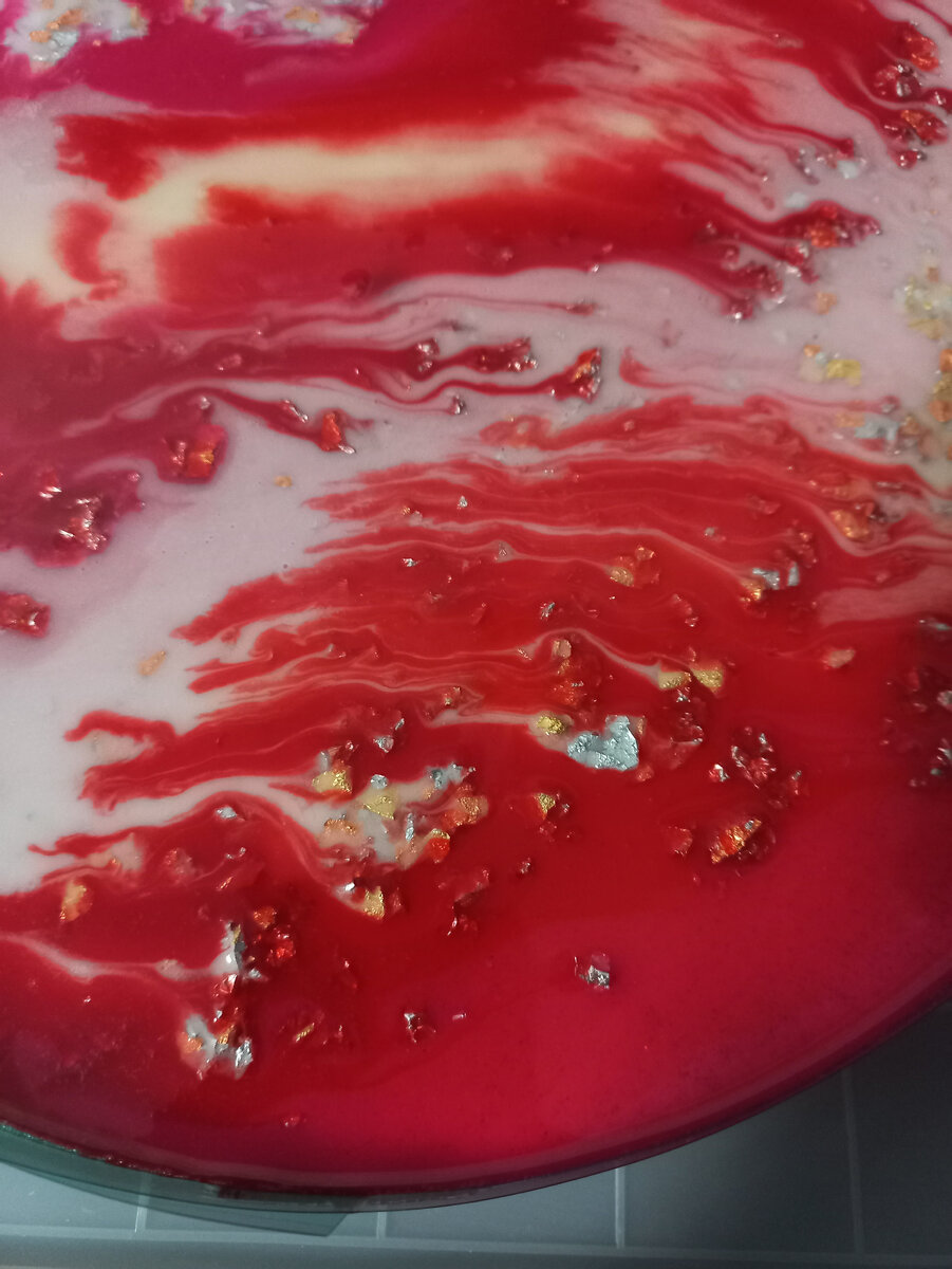 Поталь очень красиво выделяется))