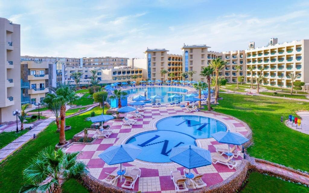 Hotelux Marina Beach 4*