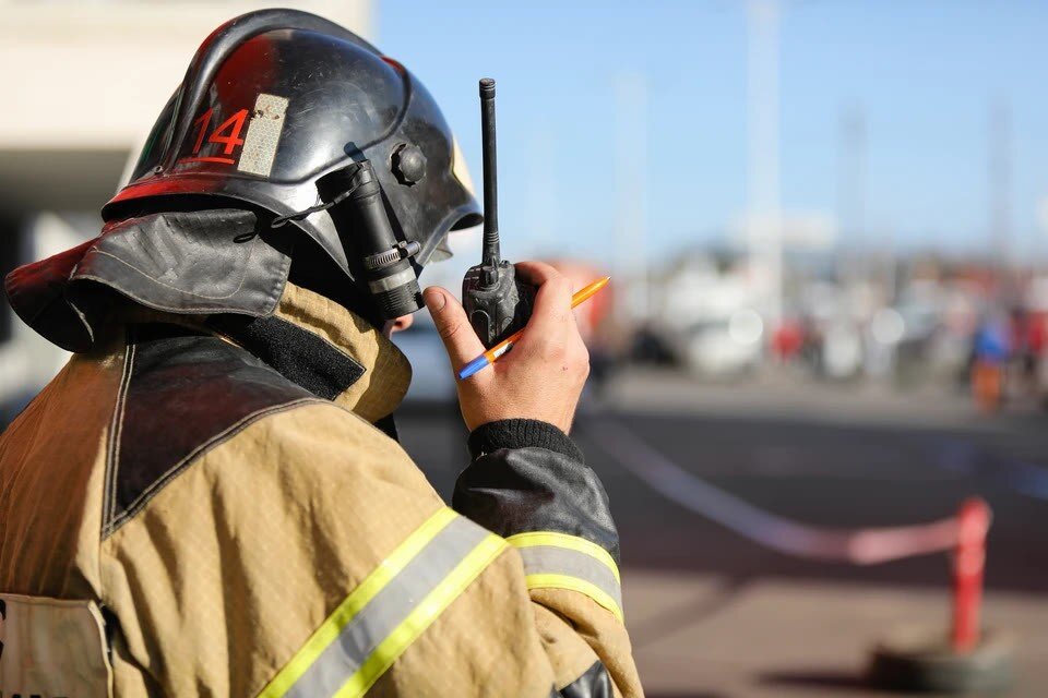     В случае смерти, которая наступила вследствие ранения или заболеваний, полученных спасателем при исполнении им служебных обязанностей, денежное пособие смогут получить члены его семьи Дмитрий АХМАДУЛЛИН