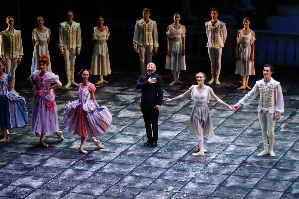 золушка балет прокофьева михайловский театр. балет золушка михайловс. балет золушка прокофьев. золушка балет михайловский. художественный руководитель михайловского театра.