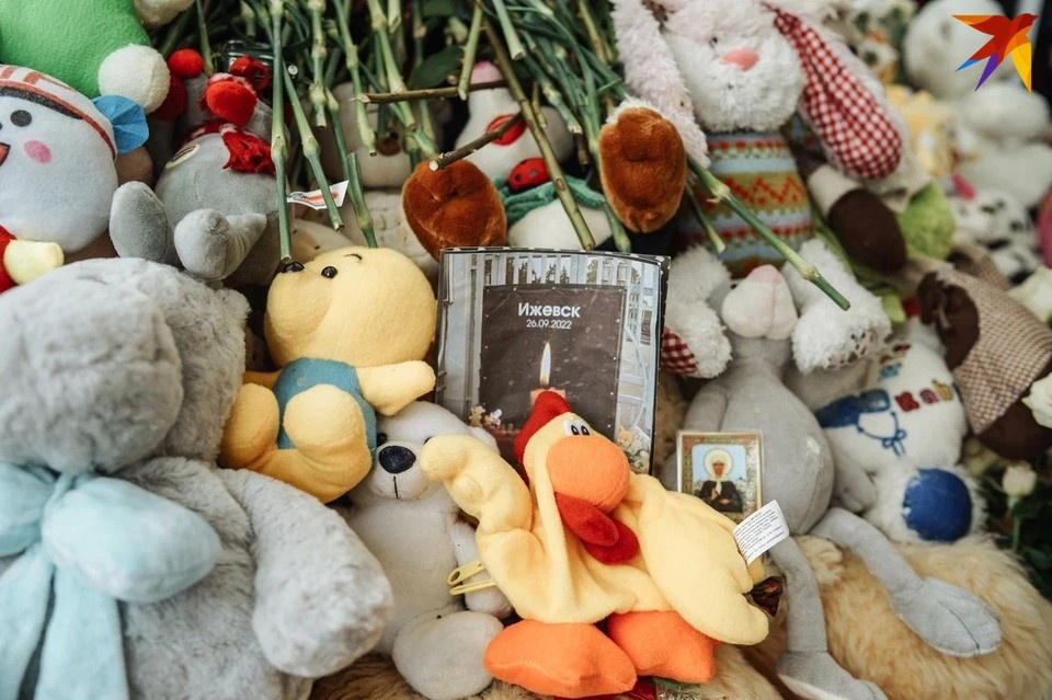     Мрачные мысли наводит скорбный мемориал, будоражит недавние раны Фото: Мария Бакланова