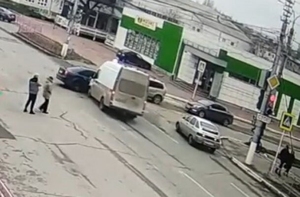    Скриншот видео "Подсмотрено. Камышин"