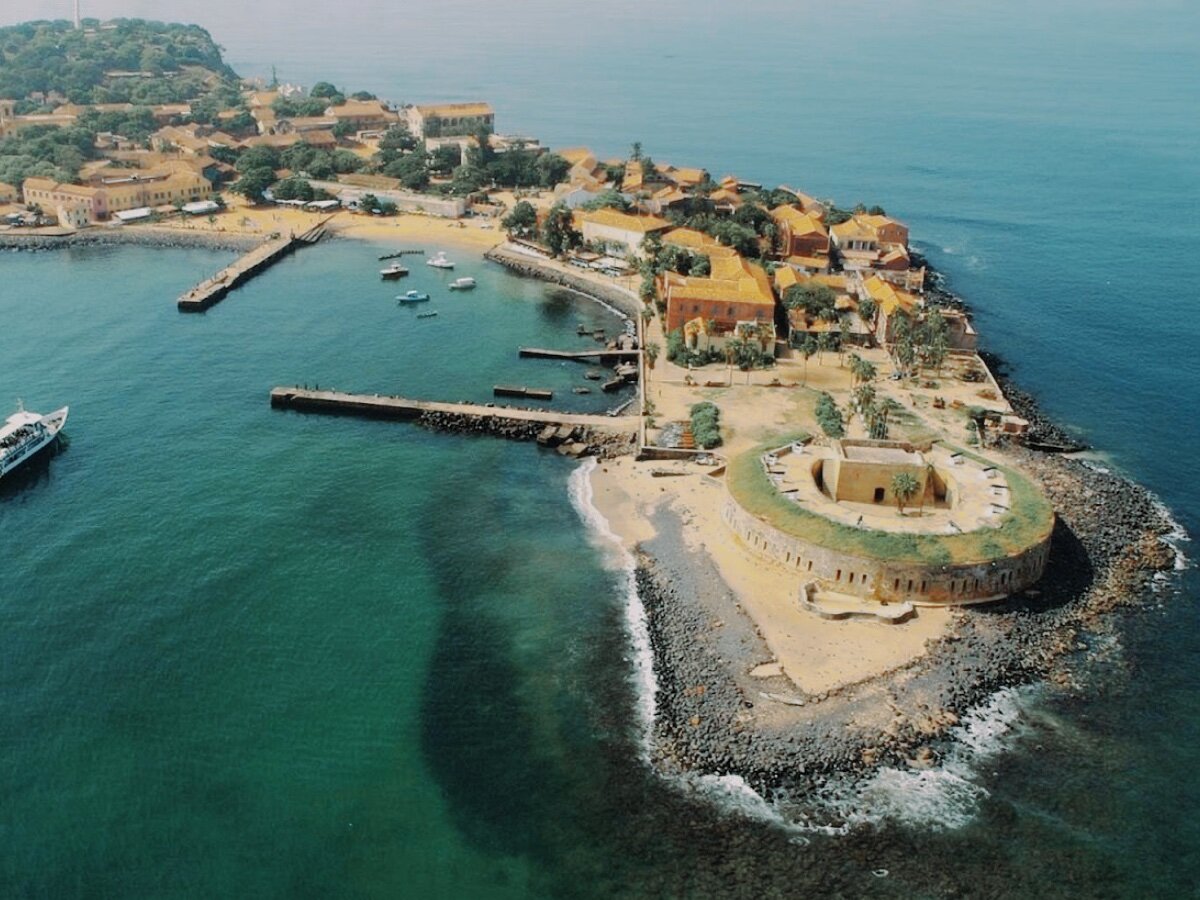 Остров Горе