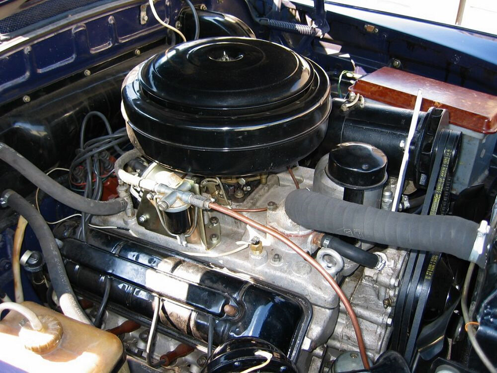 Двигатель ГАЗ-23 - силовой агрегат "Догонялки", созданный на базе мотора от ГАЗ-13. Сама же машина визуально не отличалась от гражданской "два-один"