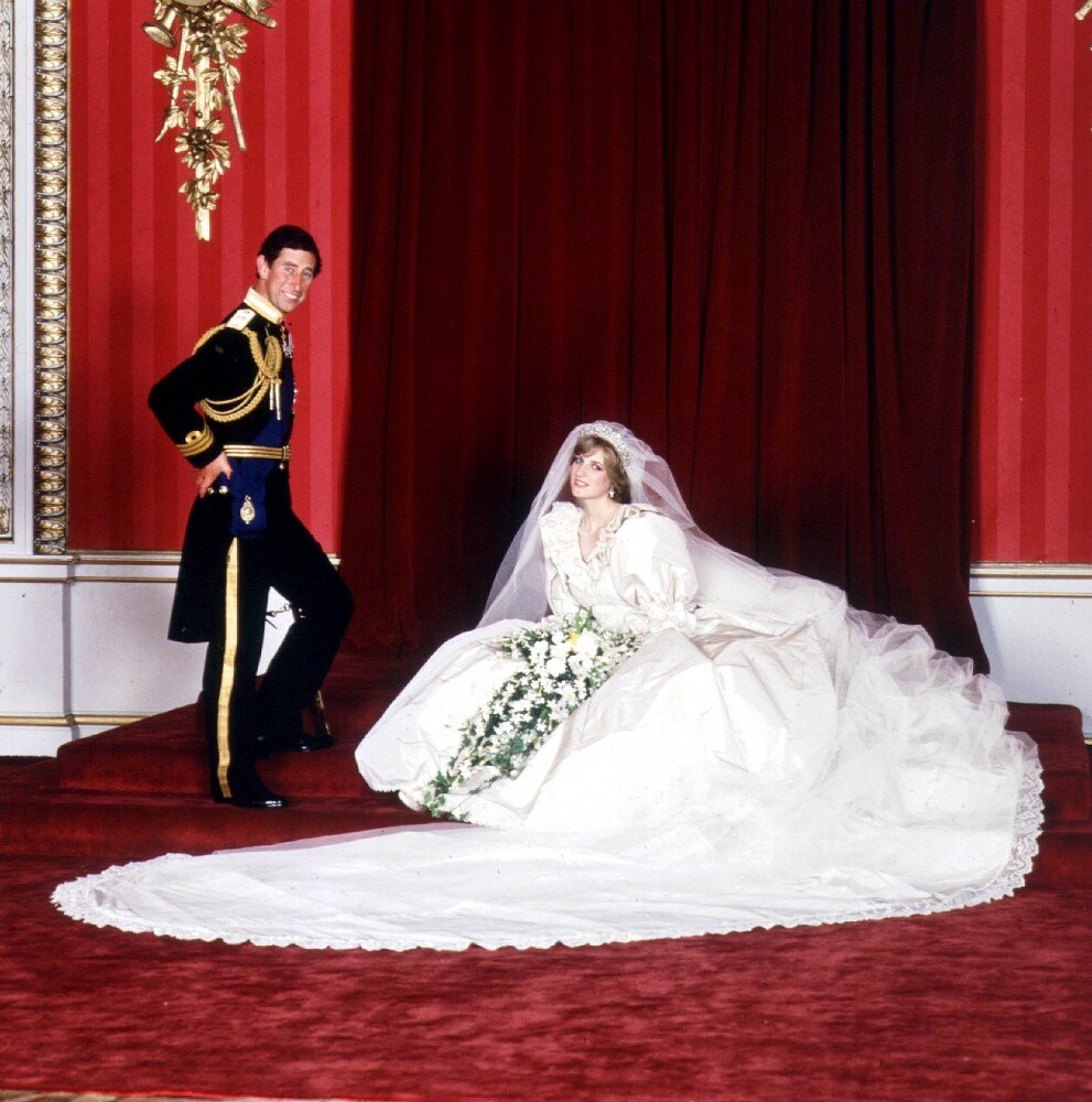 Свадебная мода: пять самых красивых свадебных нарядов в истории