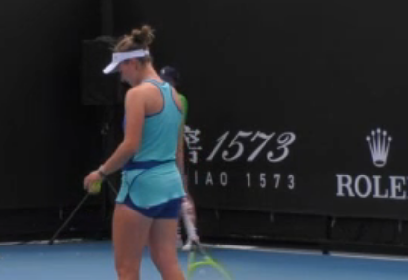 Крейчикова не смогла оказать достойного сопротивления в первом сете