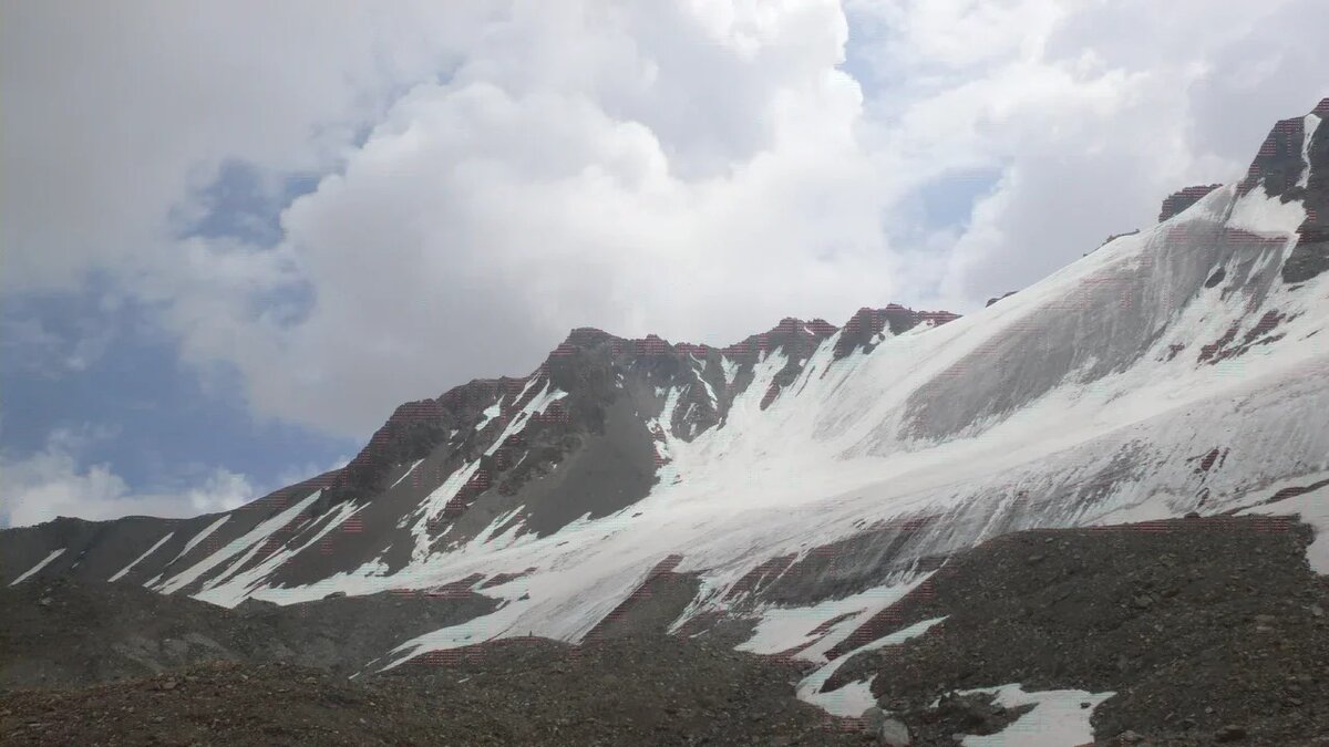 Вершина Памяти женской сборной.