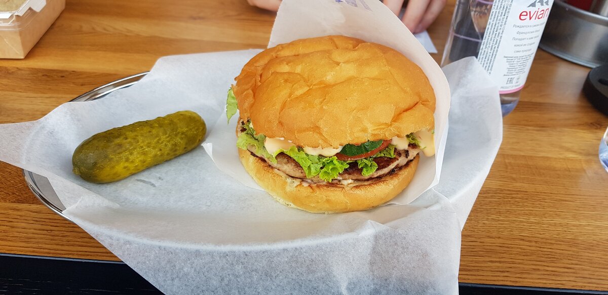 бутерброд в славном заведении столицы