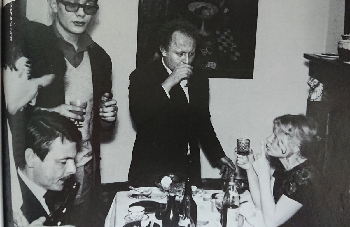 Андрей Тарковский, Никита Михалков, оператор Вадим Юсов и Ирма Рауш-Тарковская.