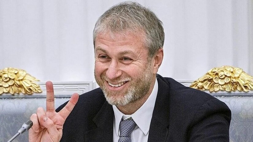 Роман Аркадьевич Абрамович, Фото из открытых источников интернета