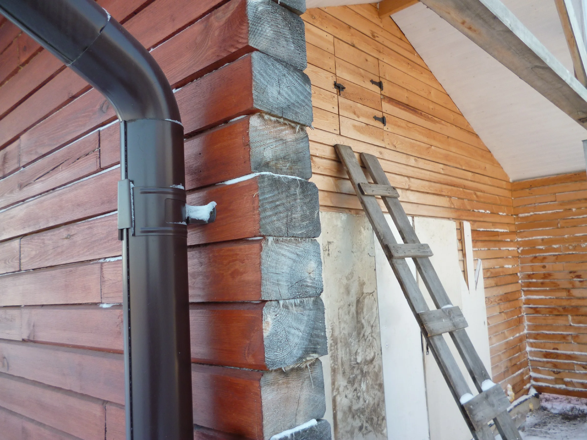 пристройка под крышей