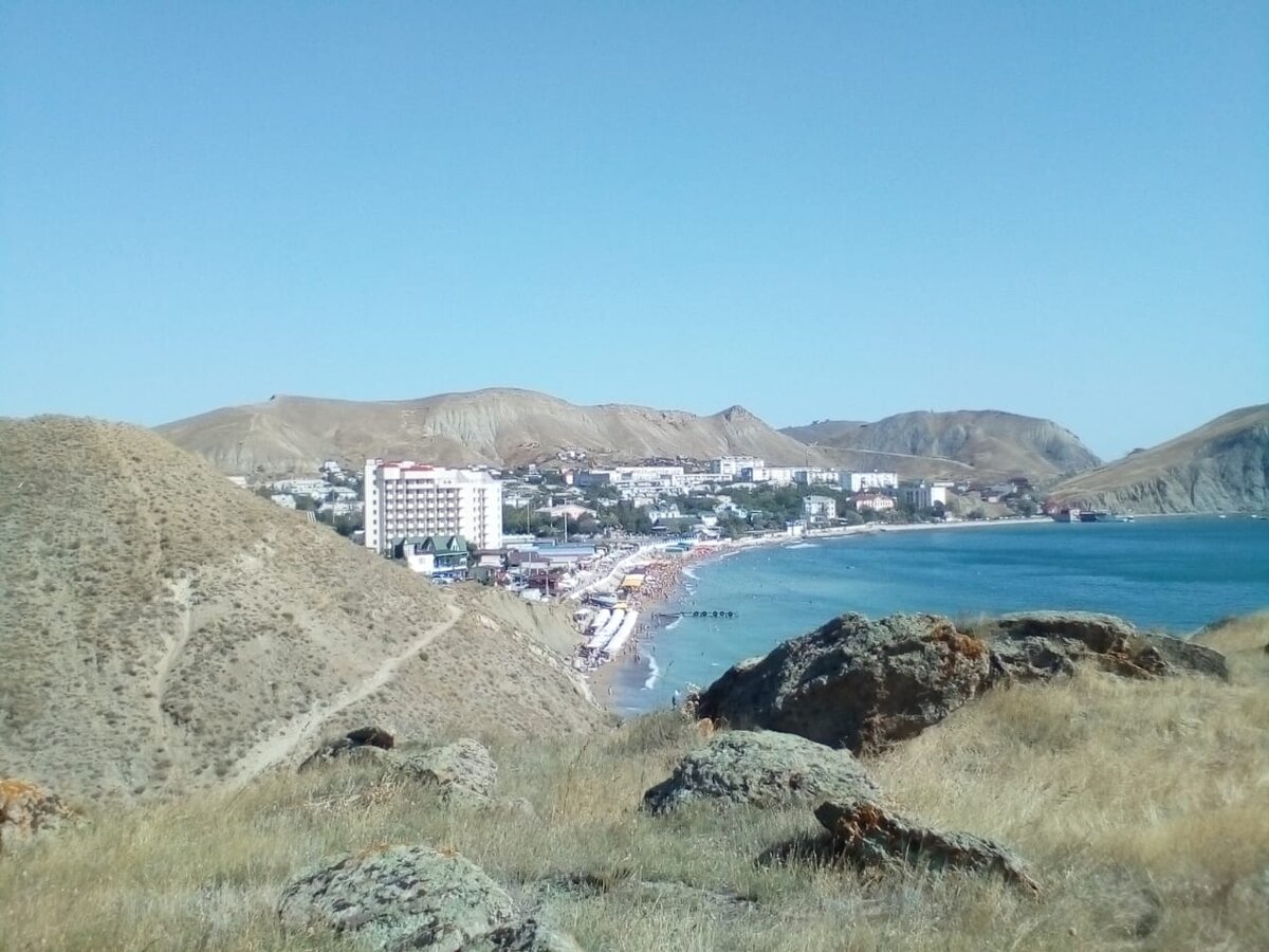   Крым, Орджоникидзе, вид на бухту Провато, фото автора